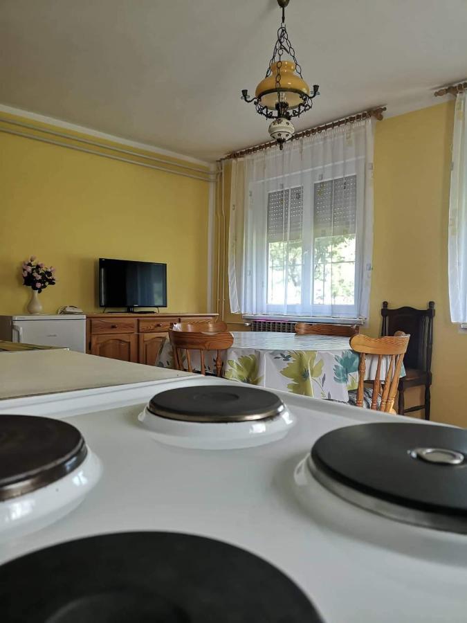Апартаменты Apartma Floncna Бовец Экстерьер фото